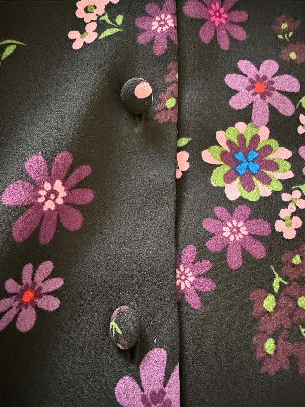 kate spade Bora Floral Black V-Neck Ruffle-Shoulder Blouse - Picture 8 of 8